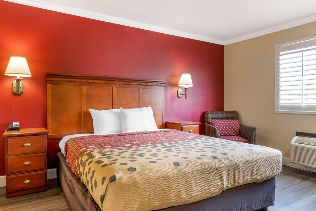 Econo Lodge Moreno Valley Zimmer foto